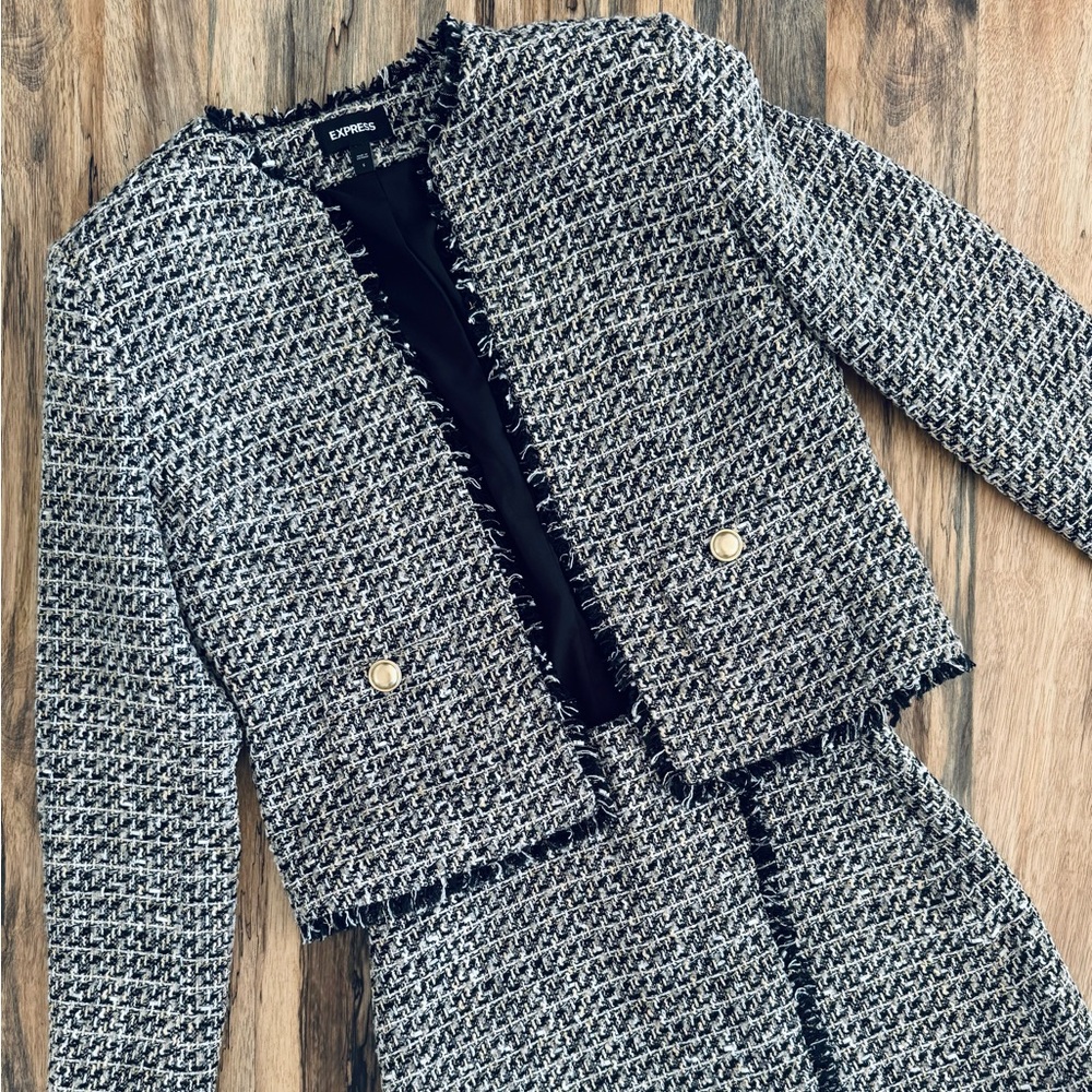 Express Tweed Skirt Set